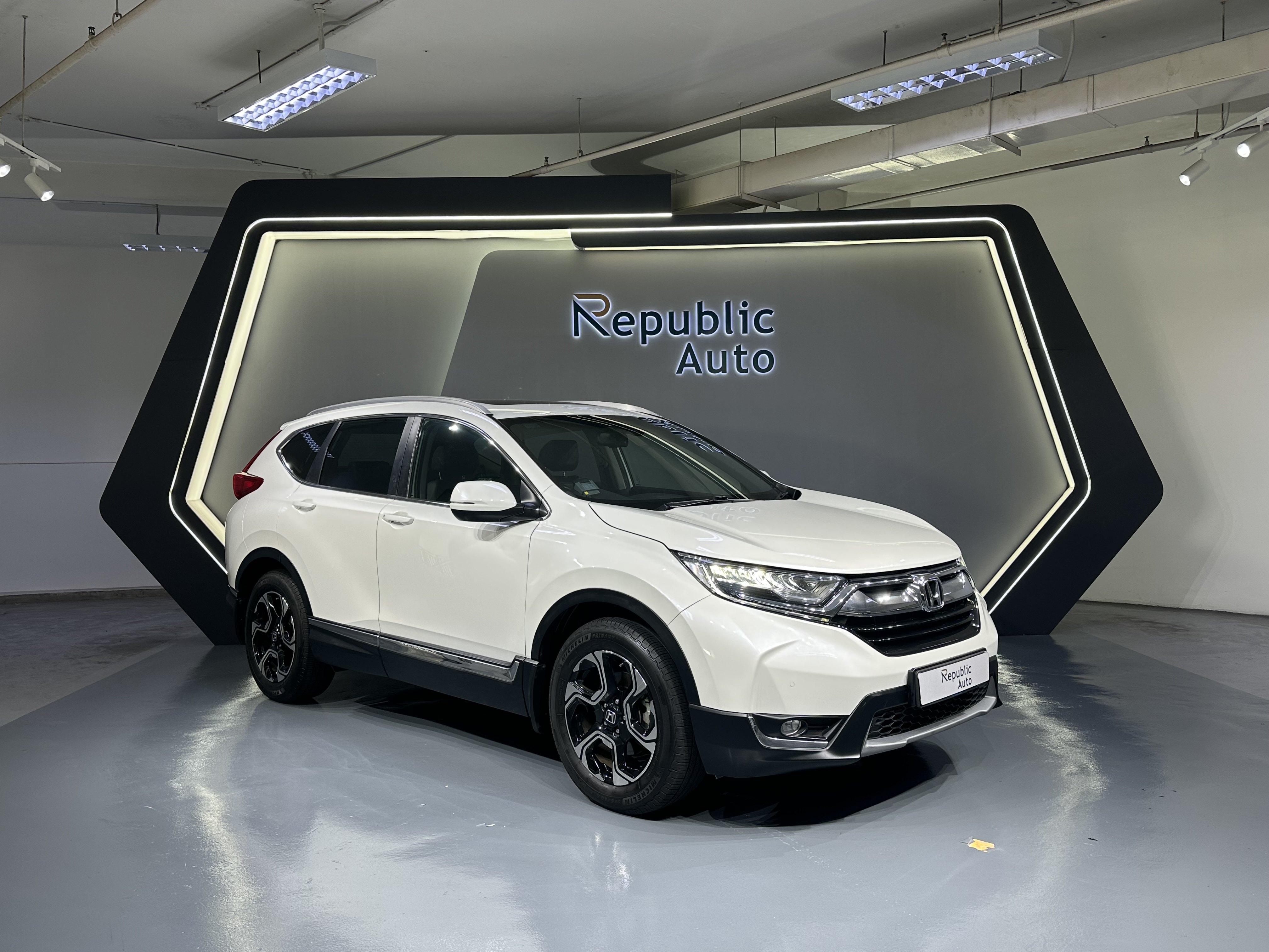 HONDA CR-V 1.5A TURBO 7-SEATER