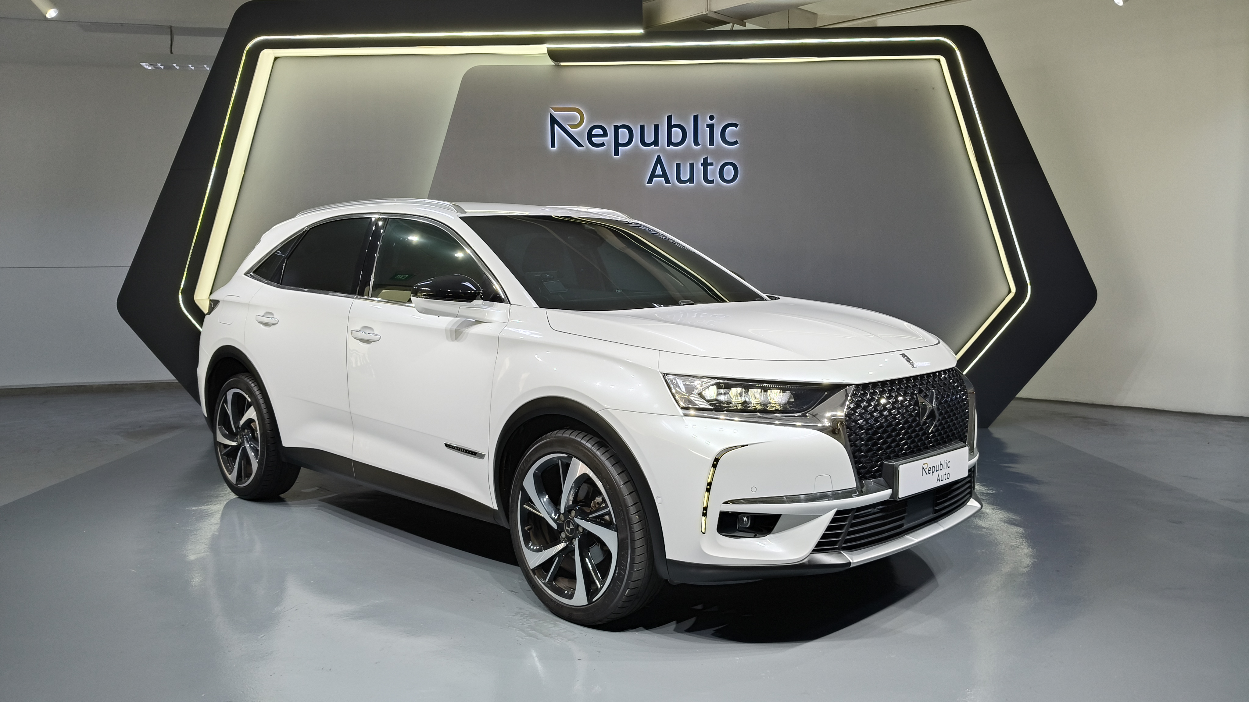 DS 7 CROSSBACK 1.6A GRAND CHIC