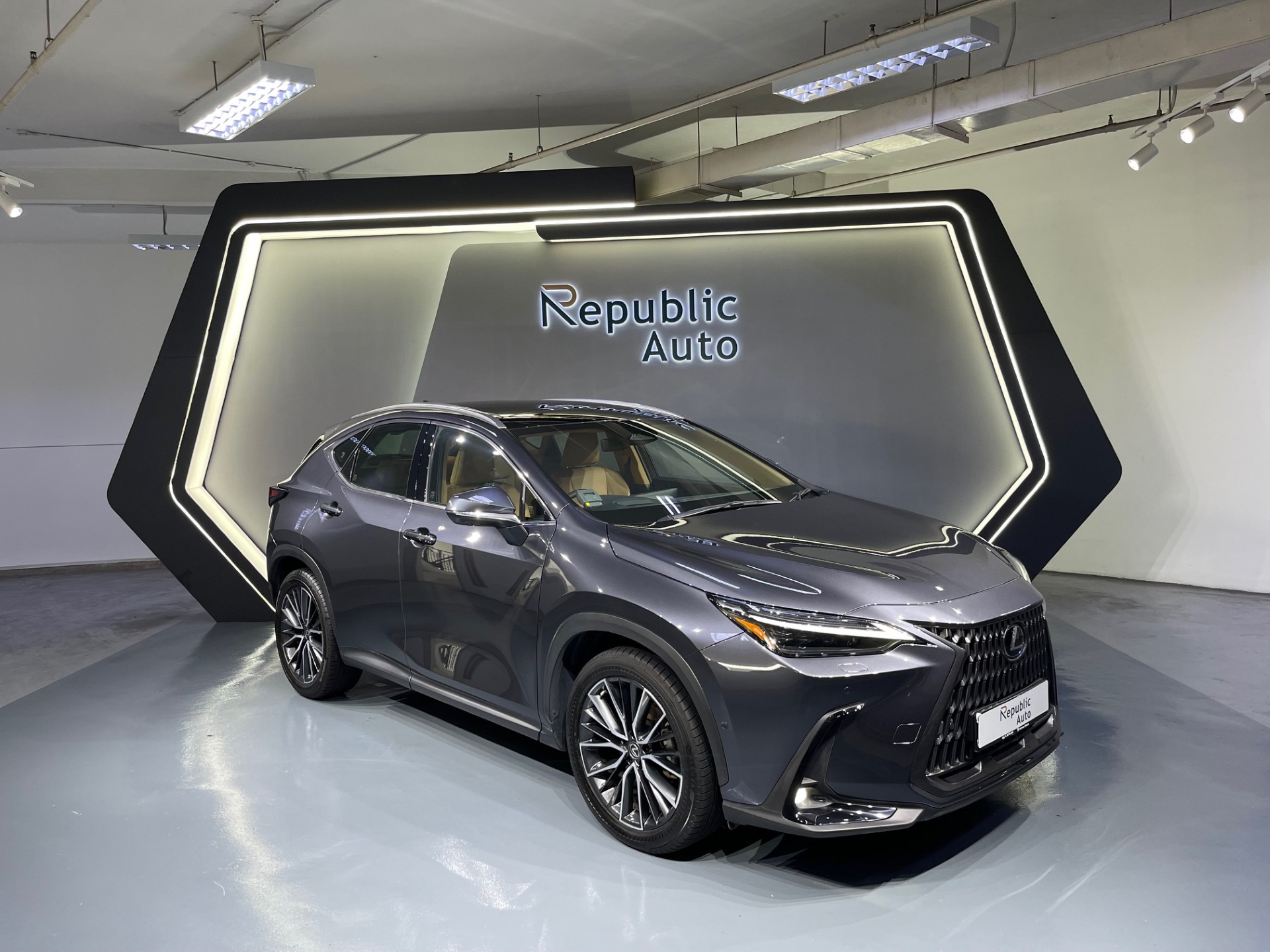 LEXUS NX HYBRID NX350H LUXURY (WITH SUNROOF)