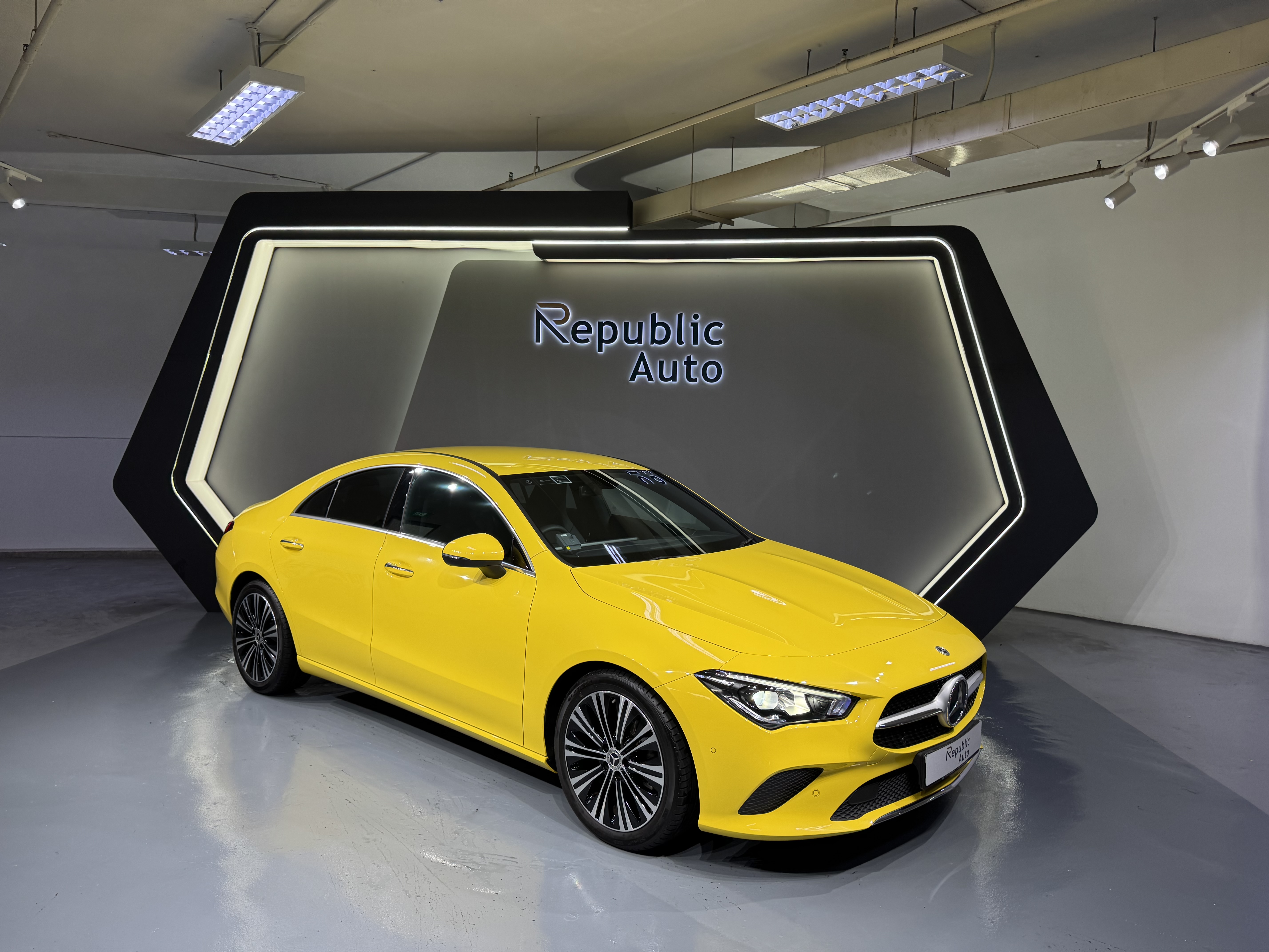 MERCEDES-BENZ CLA-CLASS CLA180 COUPE PROGRESSIVE