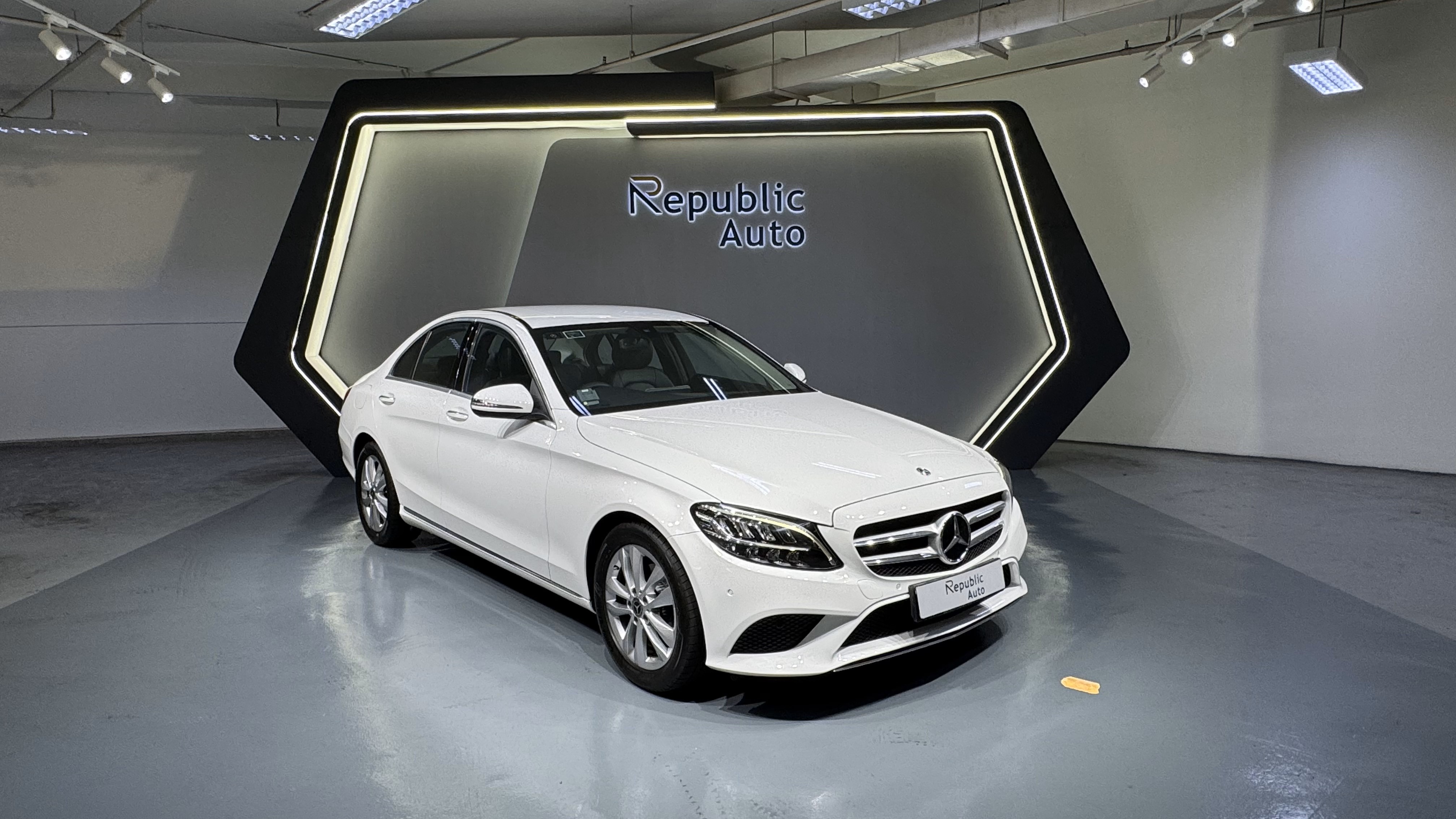 MERCEDES-BENZ C-CLASS C180 AVANTGARDE